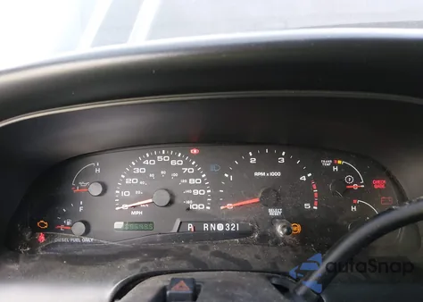 2005 Ford Excursion Limited z USA, uszkodzony, nr VIN 1FMSU43PX5ED47841